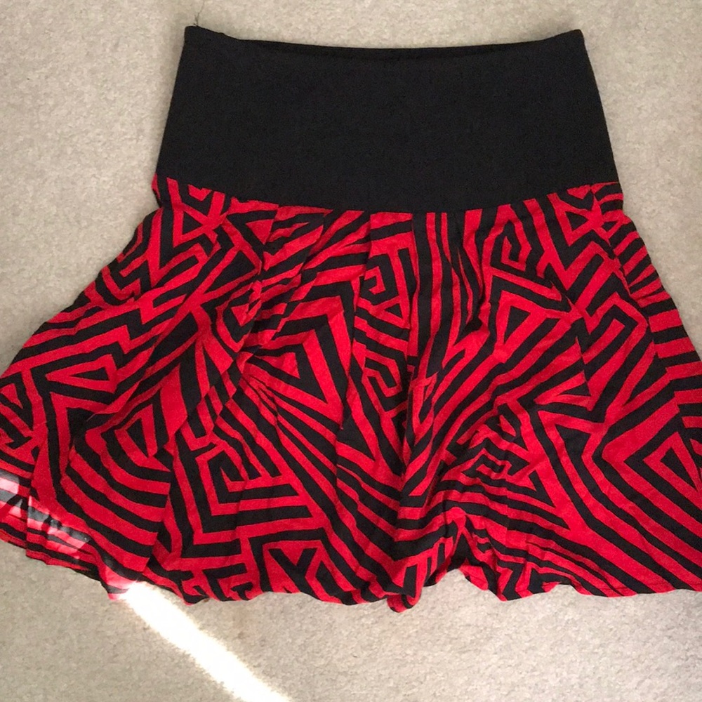 Kardashian Kollection Skirt Medium Black and Red